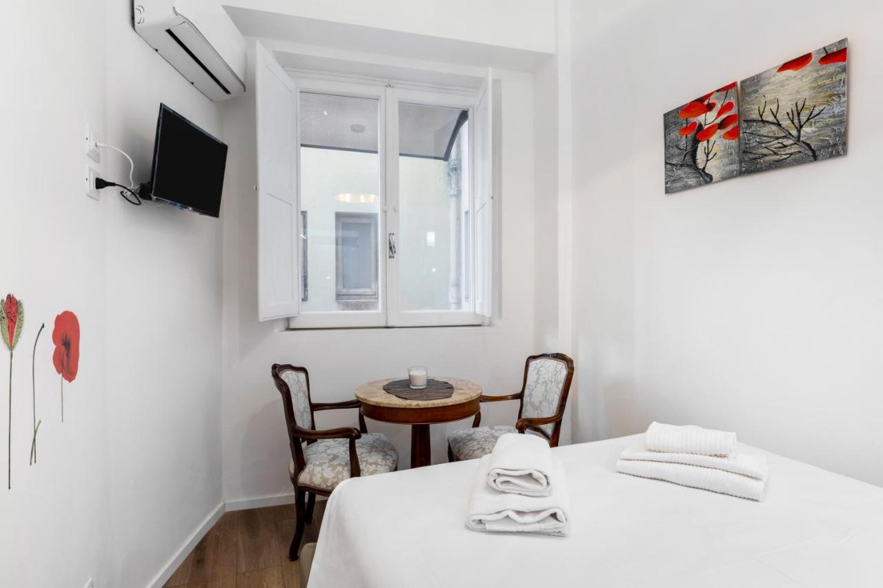 Room Fiore - Ponte Vecchio Mini Studio Firenze Eksteriør billede